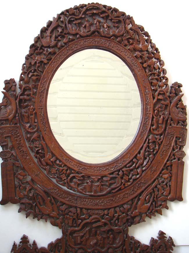 A fine and rare carved Chinese Export Wall Mirror circa 1850 — image 2